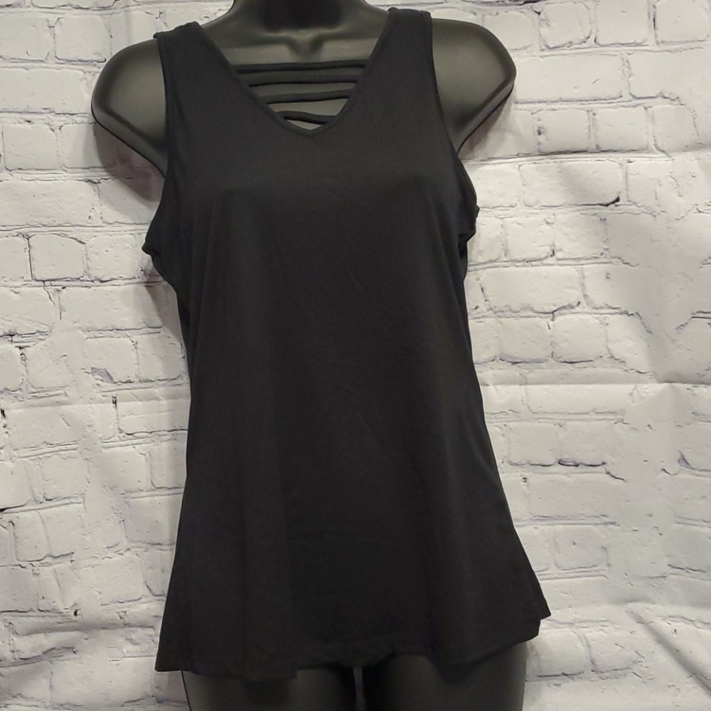 ⚘️2 For $10 Item⚘️ Poof Soft Black Tanktop Junior's Size L
